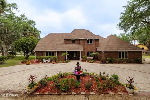 108 N Bartram Trail, San Mateo, FL 32187