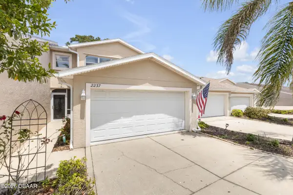 2237 Hawks Cove Circle, New Smyrna Beach, FL 32168