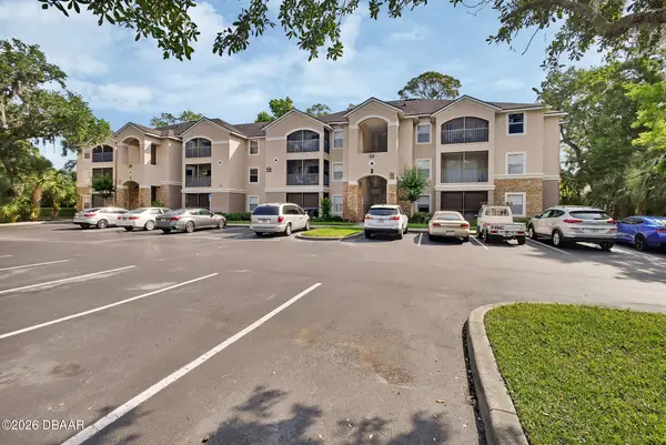 940 Village Trail #3-201, Port Orange, FL 32127