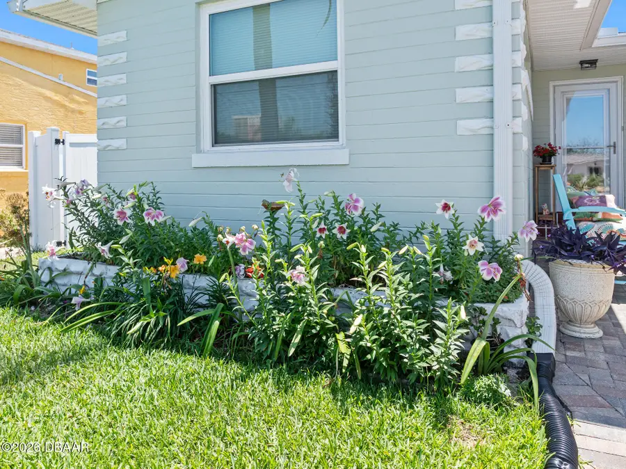 336 Seaview Avenue, Daytona Beach, FL 32118 - #3