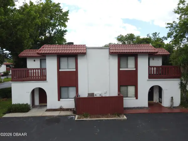 2118 Oak Meadow Circle, South Daytona, FL 32119