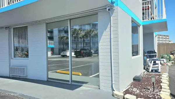 1233 S Atlantic Avenue #102, Daytona Beach, FL 32118
