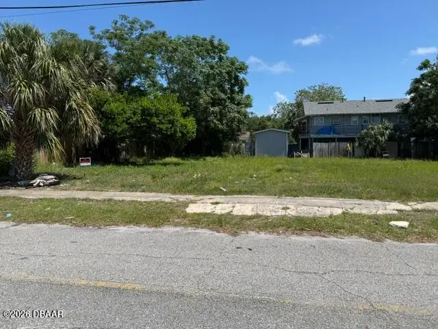 225 Congress Avenue, Daytona Beach, FL 32114 - #2