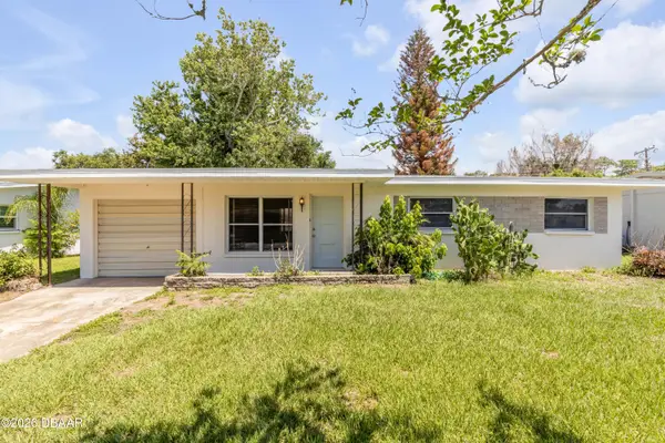 592 Brook Circle, South Daytona, FL 32119