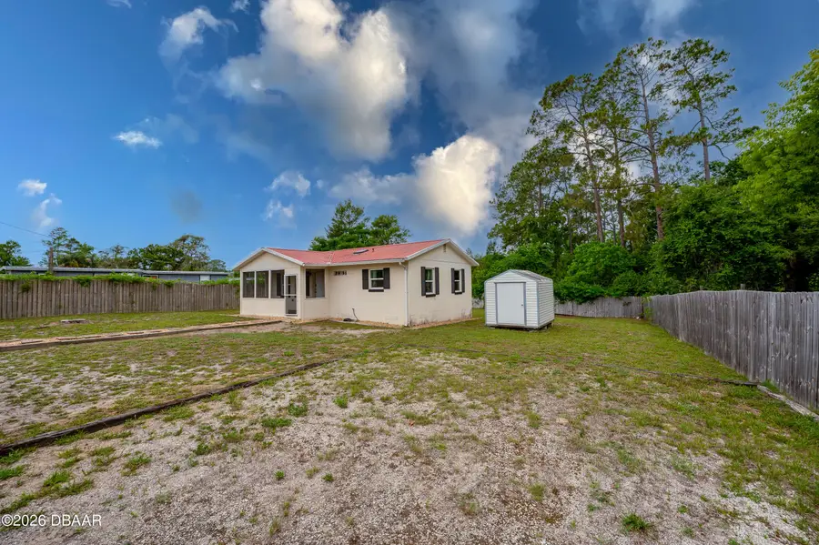 45739 Magnolia Street, Paisley, FL 32767 - #2