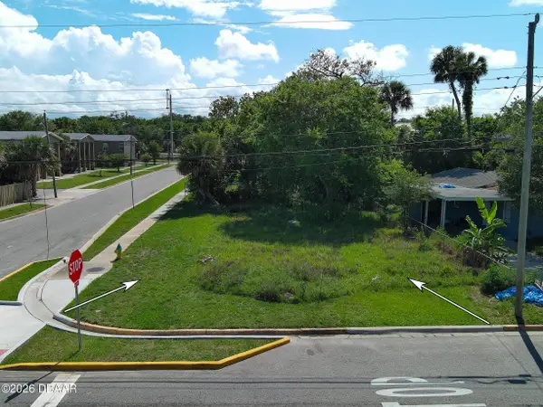 464 S Caroline Street, Daytona Beach, FL 32114