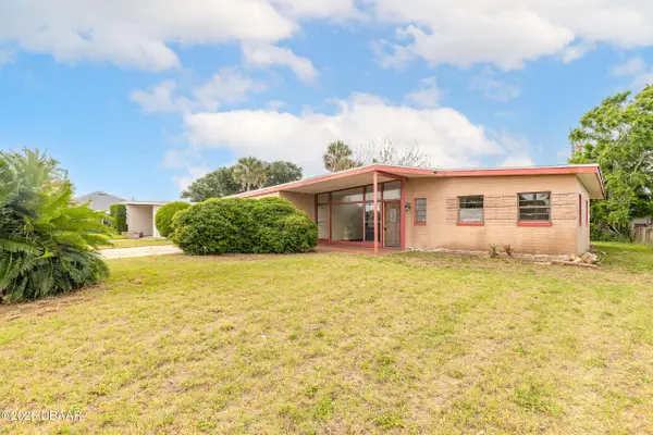 100 Carolyn Terrace, Daytona Beach, FL 32118