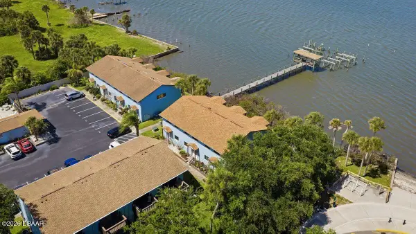 3333 S Ridgewood Avenue #15, Port Orange, FL 32129