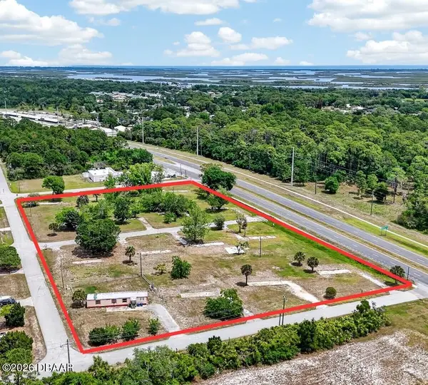 117 Center Street, Oak Hill, FL 32759