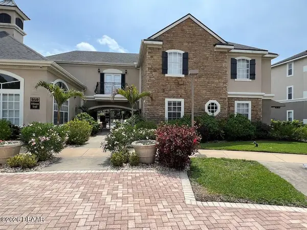 940 Village Trail #2-208, Port Orange, FL 32127