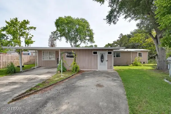 5 Pinewood Court, South Daytona, FL 32119
