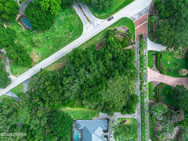 000 Lakeshore Pointe Boulevard, Mount Dora, FL 32757