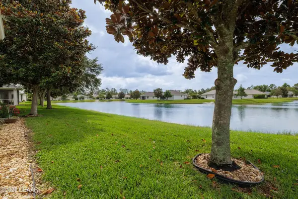 61 Raintree Circle, Palm Coast, FL 32164