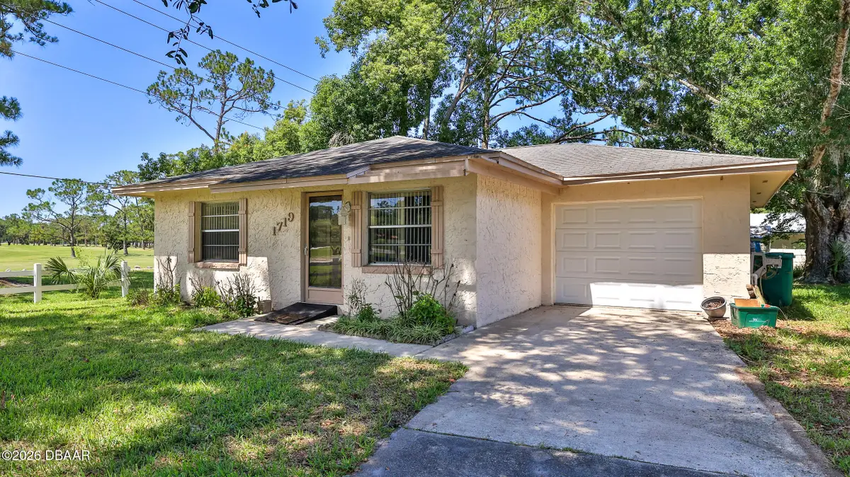 1719 Montgomery Avenue, Daytona Beach, FL 32117 - #1