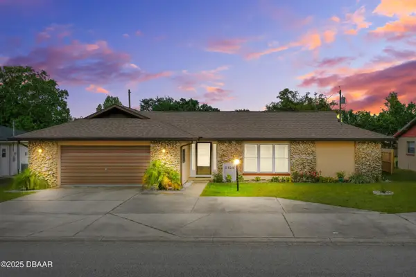 1426 Saxon Boulevard, Deltona, FL 32725