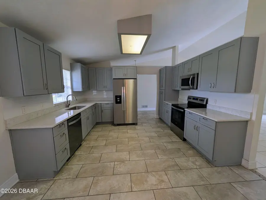 1889 Magnolia Avenue, South Daytona, FL 32119 - #3