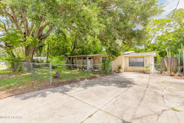 1219 Leon Lane, Daytona Beach, FL 32117