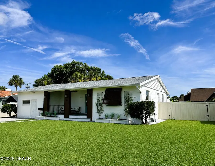 307 Williams Avenue, Daytona Beach, FL 32118 - #2