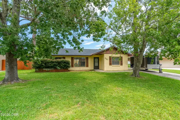 221 Cherrywood Lane, Edgewater, FL 32132