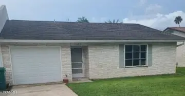 911 New Castle Court, Holly Hill, FL 32117