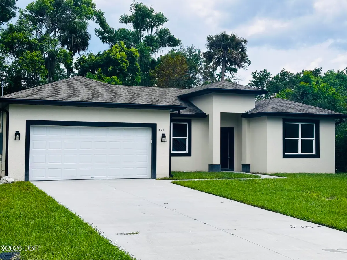 221 W Euclid Avenue, Deland, FL 32720 - #1