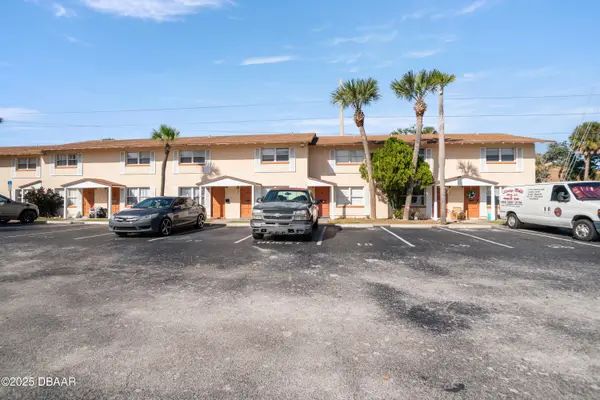 1600 S Palmetto Avenue #123, South Daytona, FL 32119