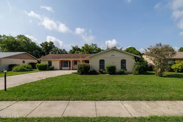 229 Georgetowne Boulevard, Daytona Beach, FL 32119
