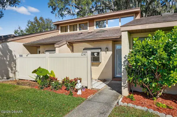 1241 Charter Oaks Circle, Holly Hill, FL 32117