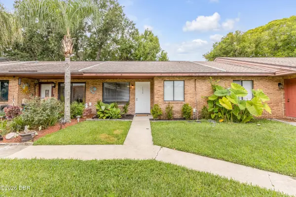 1524 Franklin Circle, Holly Hill, FL 32117