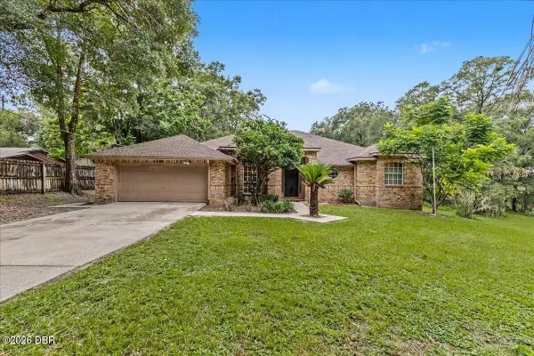 2374 Ben Franklin Drive, DeLand, FL 32720