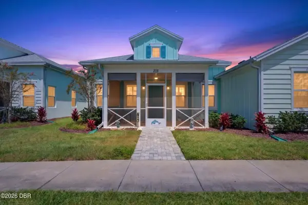 215 Hang Loose Way, Daytona Beach, FL 32124