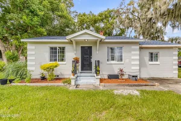 652 N Stone Street, DeLand, FL 32720