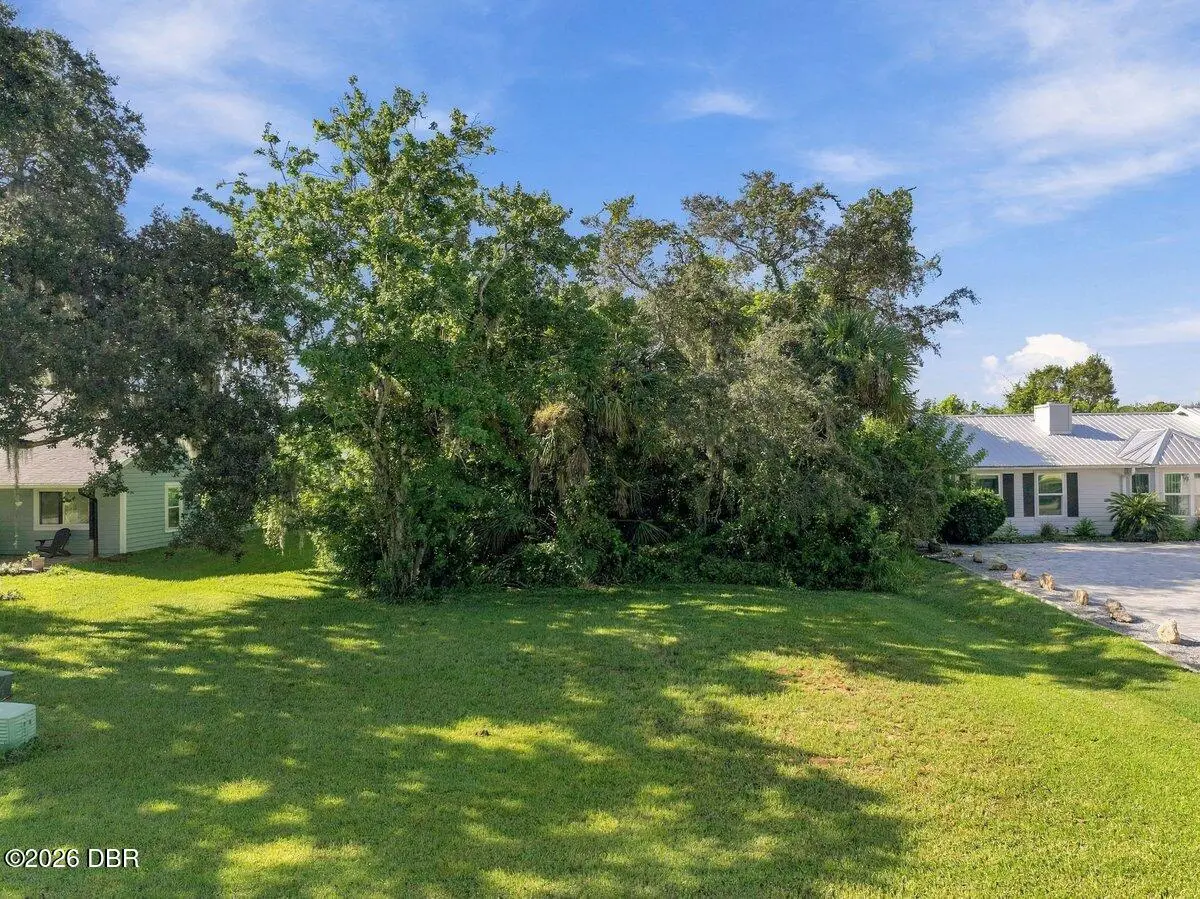 1236 Wayne Avenue, New Smyrna Beach, FL 32168 - #1