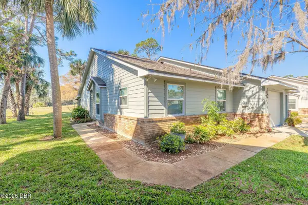 156 Bob White Court, Daytona Beach, FL 32119