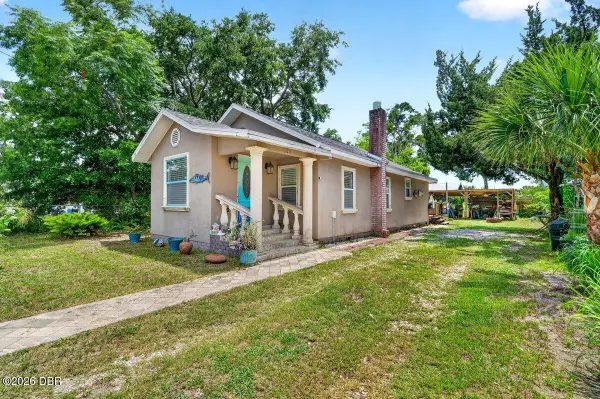 616 Dora Street, New Smyrna Beach, FL 32168