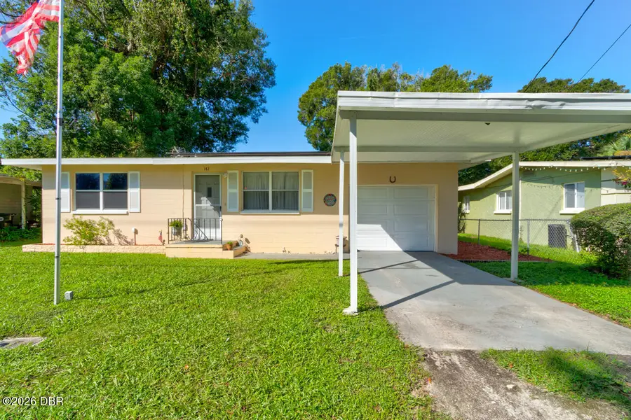 142 Center Street, Daytona Beach, FL 32117 - #3