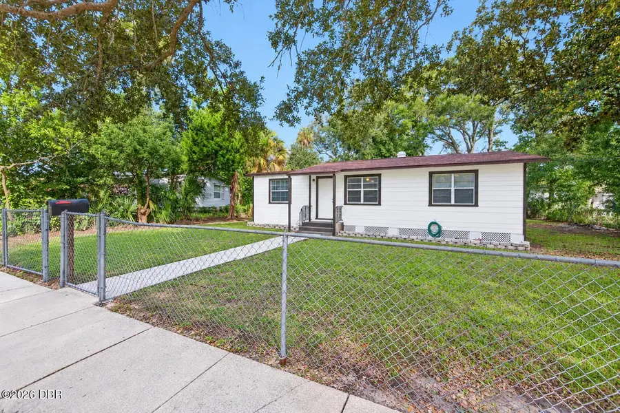 218 Kingston Avenue, Daytona Beach, FL 32114 - #2