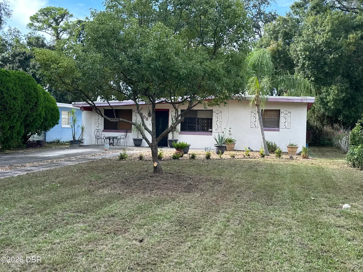 608 Dixie Lane, South Daytona, FL 32119 - #1