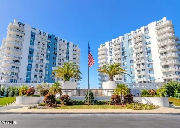 935 N Halifax Avenue #402, Daytona Beach, FL 32118