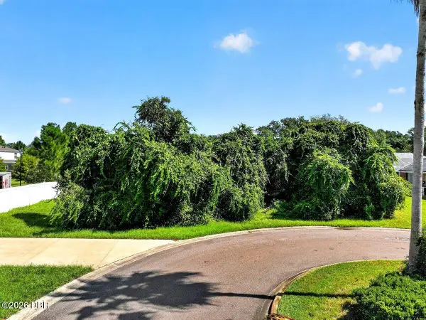 2 Deerskin Lane, Ormond Beach, FL 32174