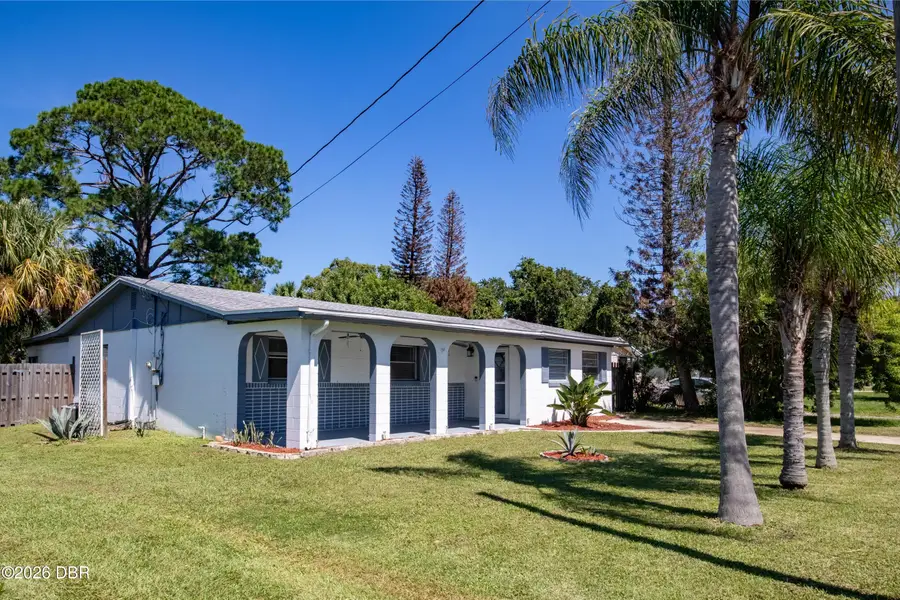 141 W Connecticut Avenue, Edgewater, FL 32132 - #2