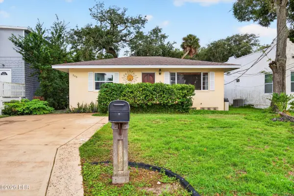 265 Lexington Drive, Daytona Beach, FL 32114