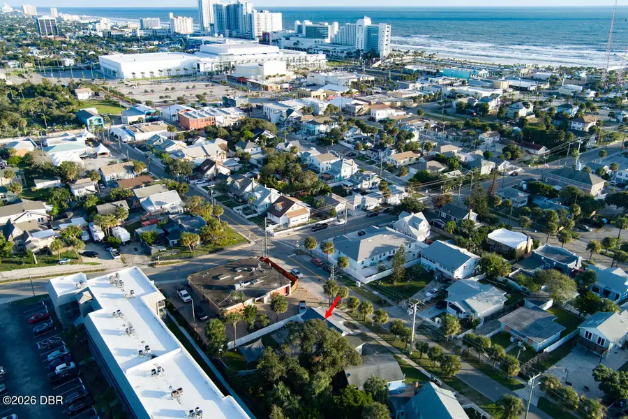 110 S Hollywood Avenue, Daytona Beach, FL 32118 - #2