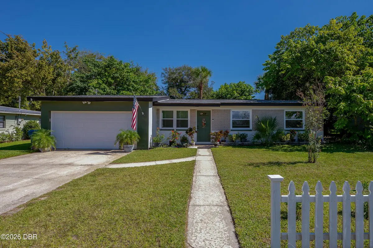 1509 Derbyshire Road, Daytona Beach, FL 32117 - #1