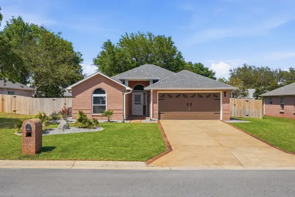 7983 Lola Circle, Navarre, FL 32566