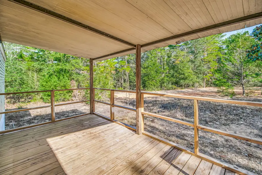 169 White Road, Defuniak Springs, FL 32433 - #2