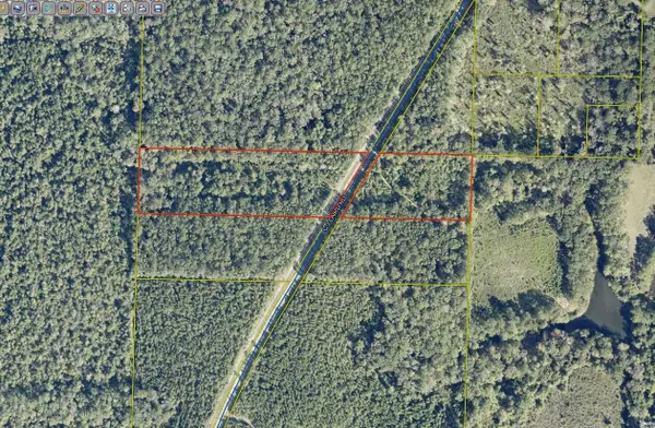 00 C J Laird Road, Ponce De Leon, FL 32455