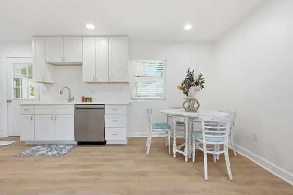 388 Davenport Avenue, Valparaiso, FL 32580