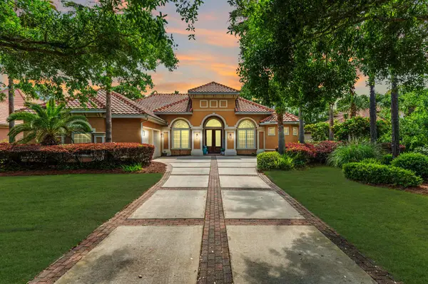 4594 Nautical Court, Destin, FL 32541