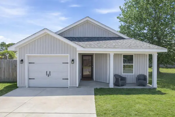 1980 Crosscreek Circle, Gulf Breeze, FL 32563
